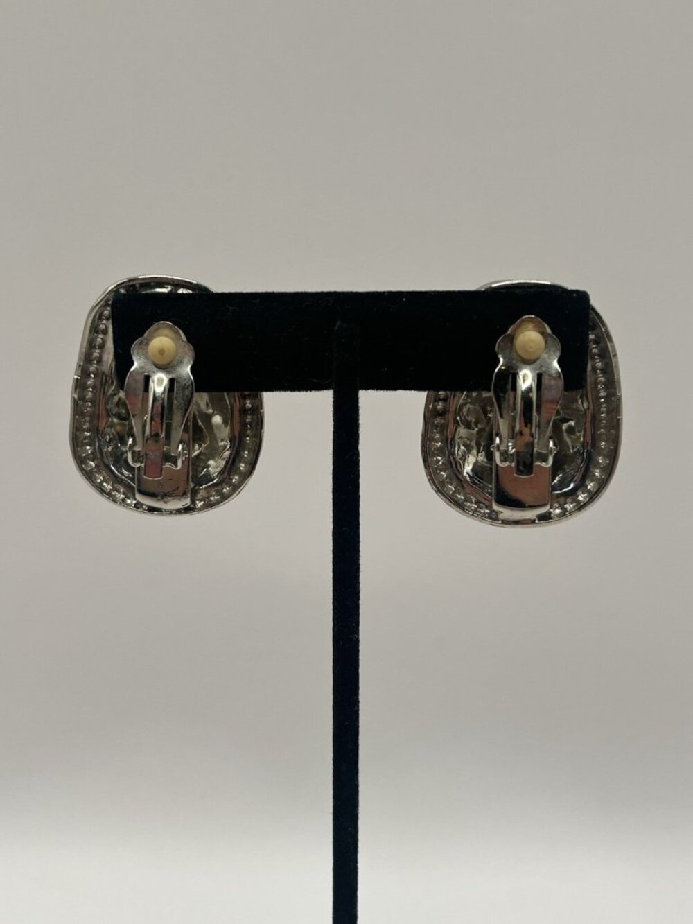 Park Lane Earrings Silver Tone Chunky Hammered Clip On Earrings Statement Fun - Picture 4 of 10
